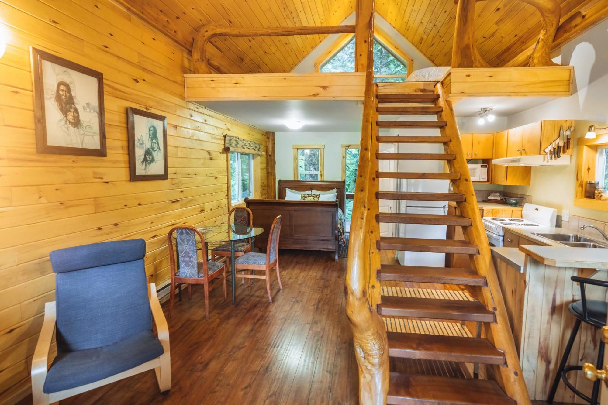 Bella Coola Grizzly Tours And Resort Hagensborg エクステリア 写真