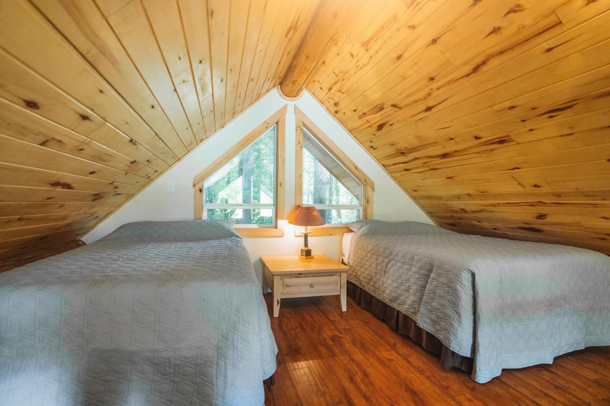 Bella Coola Grizzly Tours And Resort Hagensborg エクステリア 写真