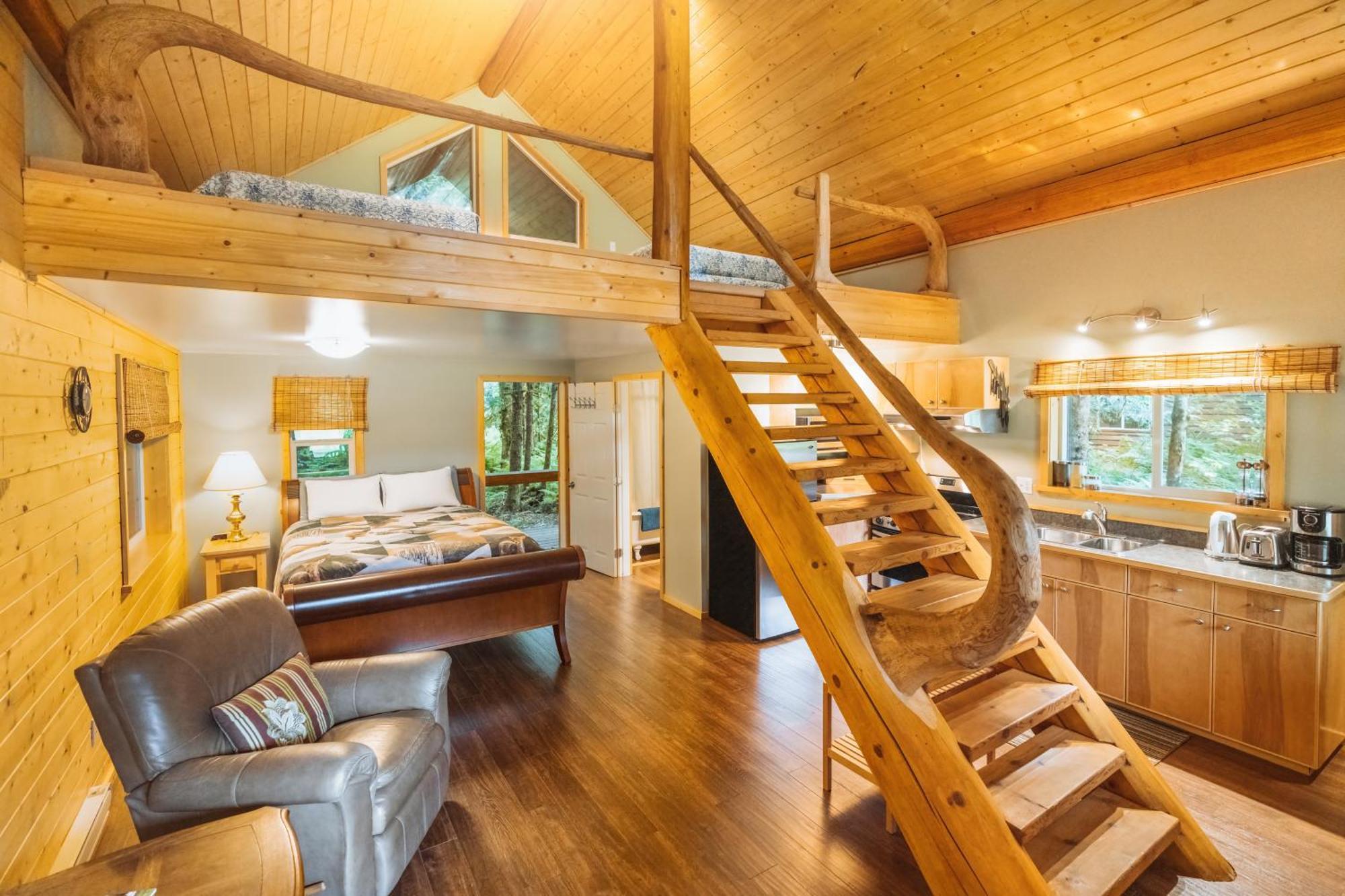 Bella Coola Grizzly Tours And Resort Hagensborg エクステリア 写真