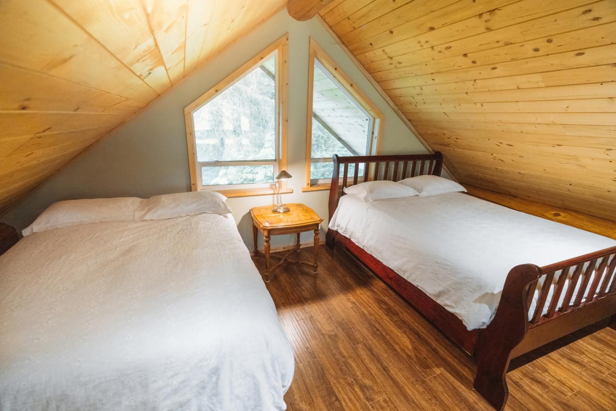 Bella Coola Grizzly Tours And Resort Hagensborg エクステリア 写真